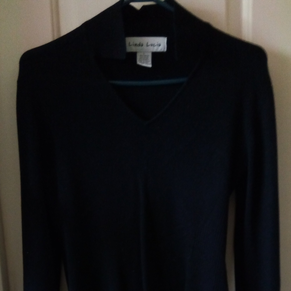 Linda Lucia Woman's Sweater Blouse